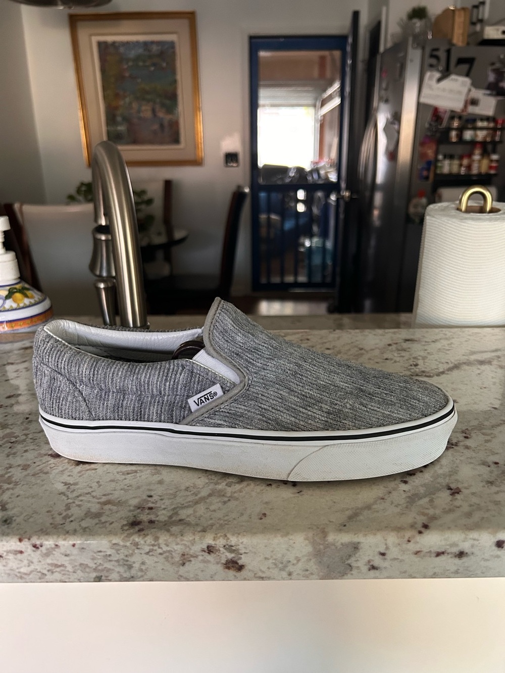 VANS OFF THE WALL SNEAKERS